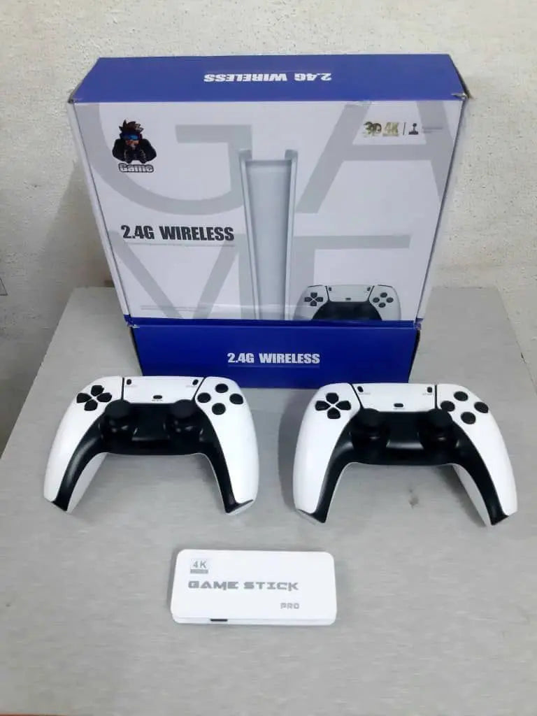 Game Stick PRO 4K 64 Go HDMI + 2 Manettes Sans Fil/20000 jeux intégrés SOUQQY Game Stick PRO 4K 64 Go HDMI + 2 Manettes Sans Fil/20000 jeux intégrés SOUQQY